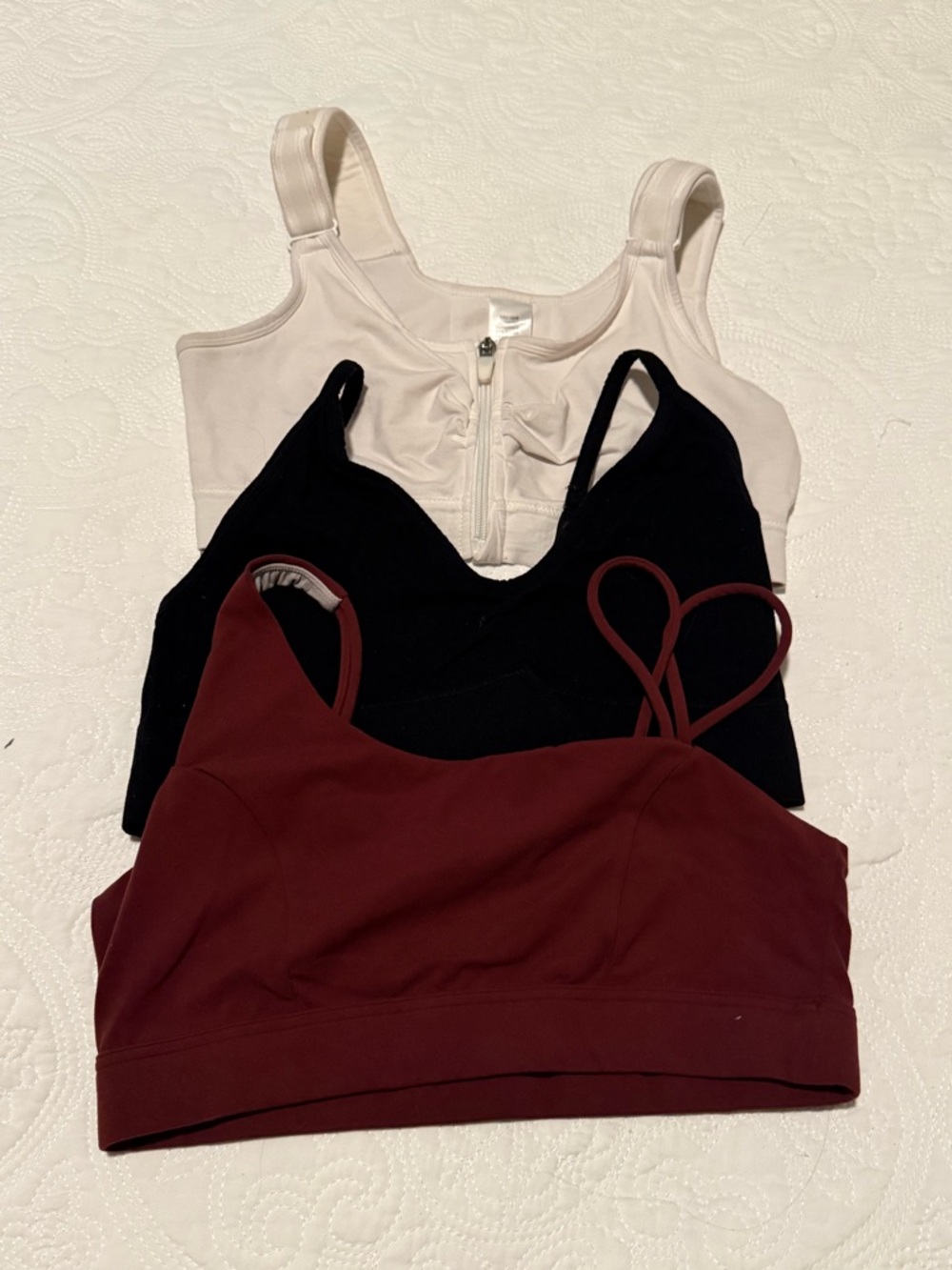 SHEIN 3-Pack Crop Tops in Cream, Black, and Wine Red‎